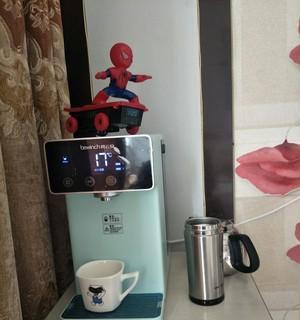 饮水机噪音大的原因及解决方法（探索饮水机噪音的来源和降低噪音的技巧）