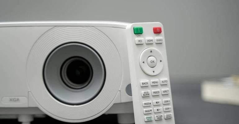 投影仪安装没有灯怎么办（解决方案和注意事项）