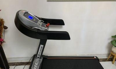 跑步机底部的水该如何处理（解决跑步机底部水滴带来的问题及防止出现水滴的方法）