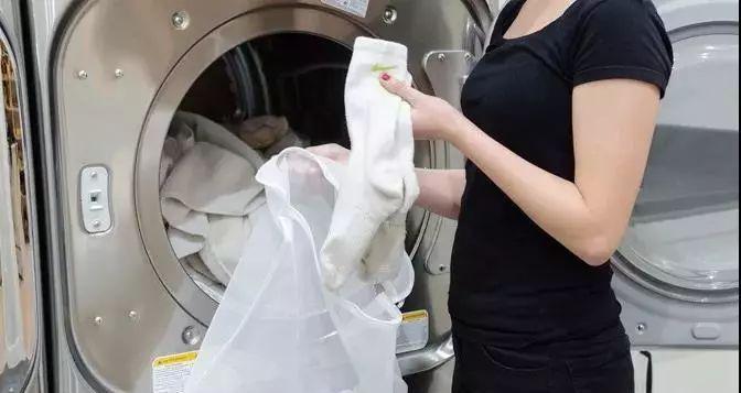 自制洗衣机自动清洗方法（用科技创新为家务省时省力添动力）