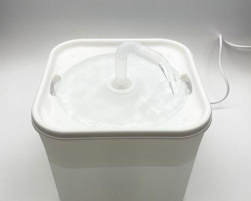 解决饮水机出水不畅的实用方法（让您的饮水机流畅如初）