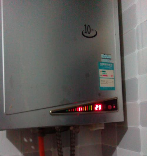 热水器漏水的原因及处理方法（为什么热水器会漏水）