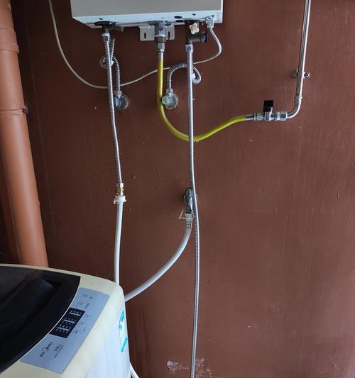 解决热水器水管共振问题的有效方法（排除热水器水管共振）