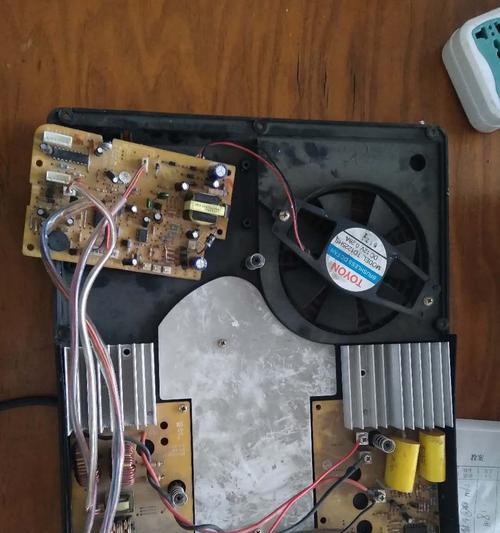 电磁炉底座漏水修理价格揭秘（电磁炉底座漏水修理价格及修理费用因素分析）