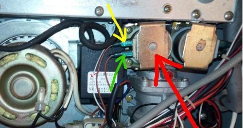 年代热水器E4故障排查及解决方法（解决E4故障）