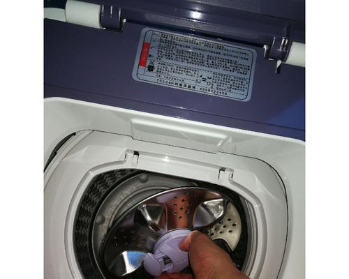 荣事达洗衣机显示e3维修方法？