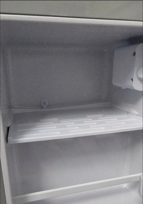 新冰箱怎么清洗最好？清洗步骤和注意事项是什么？