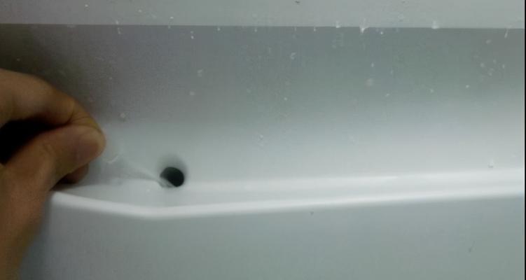 冰柜结霜薄是如何发生的？（探究冰柜结霜薄的原因和解决方法）