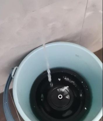 超市油烟机清洗方法（轻松解决油烟机清洗难题）