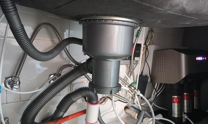 解决净水器冲不上水问题的方法（水压不足导致净水器无法冲水的原因与解决方法）