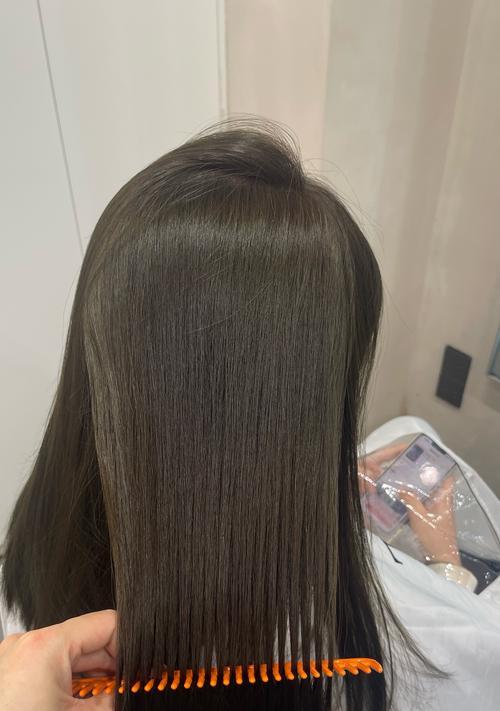 手机拍照如何调整为冷色系？冷色系调色方法是什么？