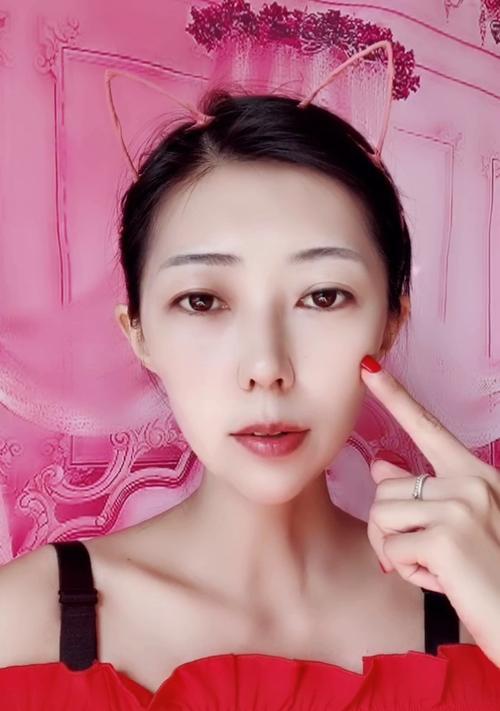 手机拍照时脸部发白怎么办？如何调整设置？