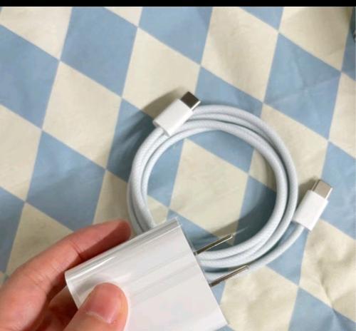 苹果原装充电器的技术特点有哪些？