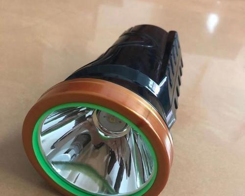 Q80充电器指示灯含义？不同颜色灯代表什么状态？