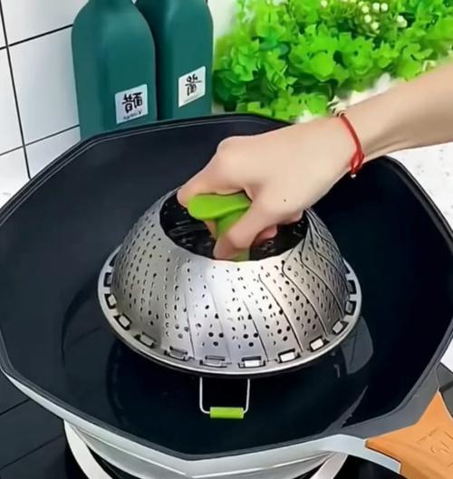苹果手机膜的正确拿取方法是什么？拿取过程中应该避免什么？